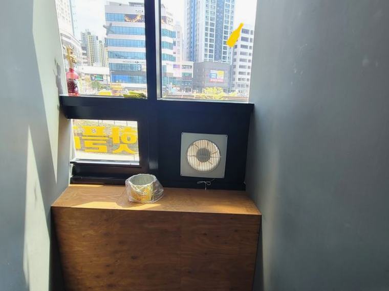 성남 창문 환풍기 설치 시공 전