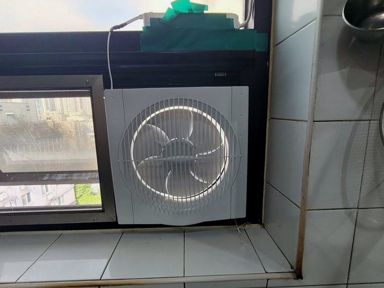 연수구 창문 환풍기 설치 시공 전